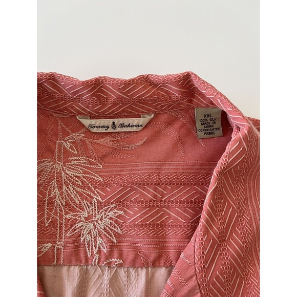 Tommy Bahama Hawaiian 100% Silk Button Up Short Sleeve Floral Beach Resort 2XL - Picture 4 of 7